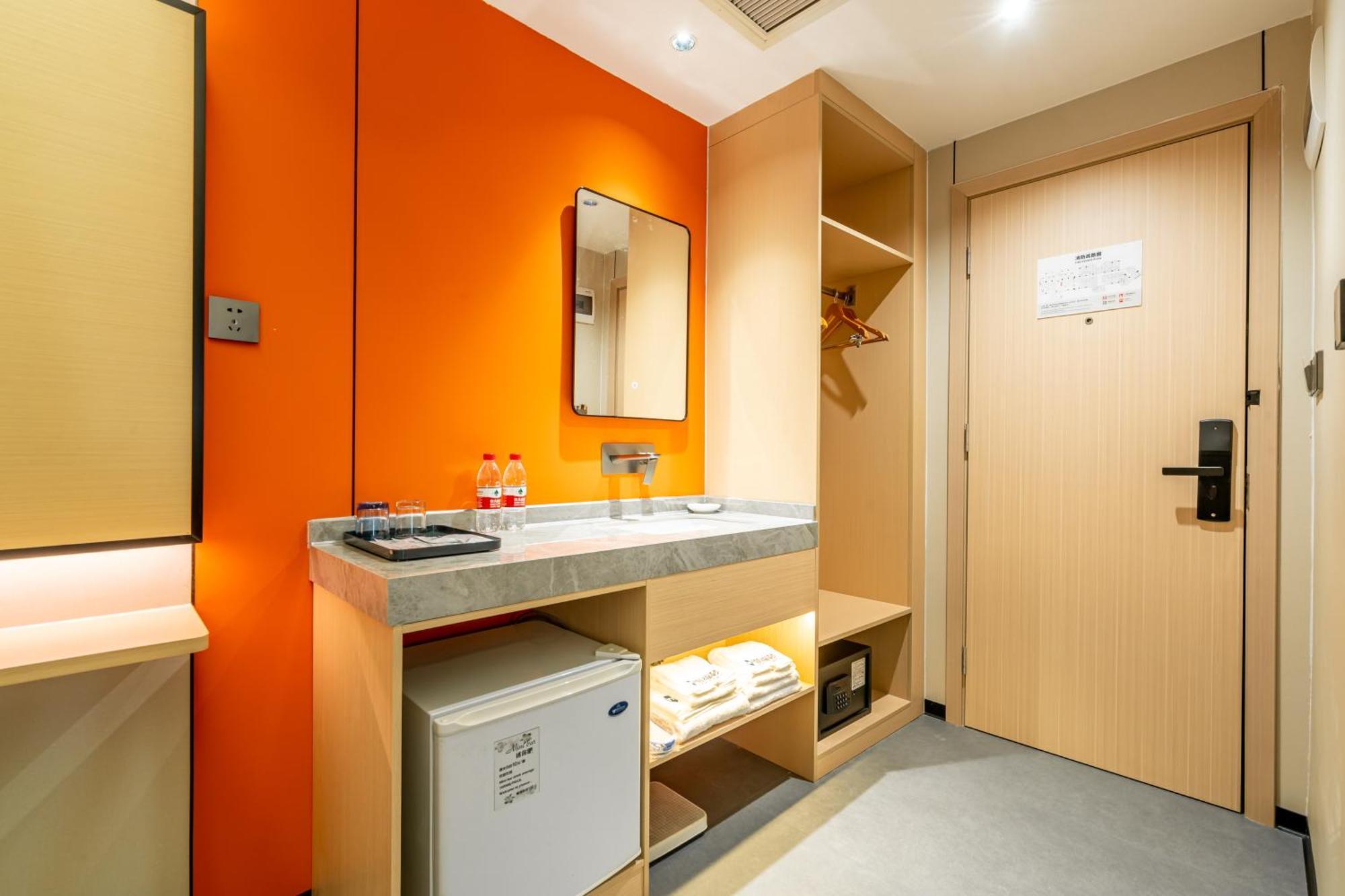 Waifiden Hotel -Former Tokai Hotel - Xiaobei Metro Station - During The Canton Fair, There Will Be Shuttle Buses For Transportation Back And Forth Exteriör bild