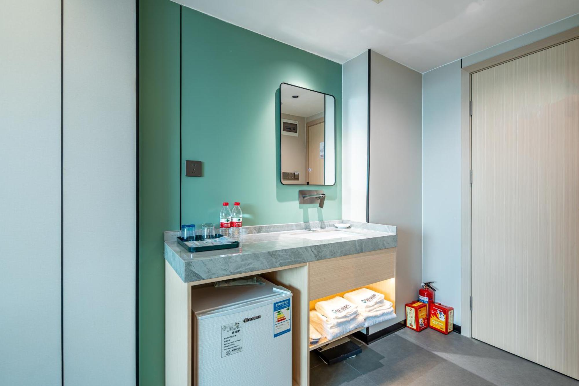 Waifiden Hotel -Former Tokai Hotel - Xiaobei Metro Station - During The Canton Fair, There Will Be Shuttle Buses For Transportation Back And Forth Exteriör bild