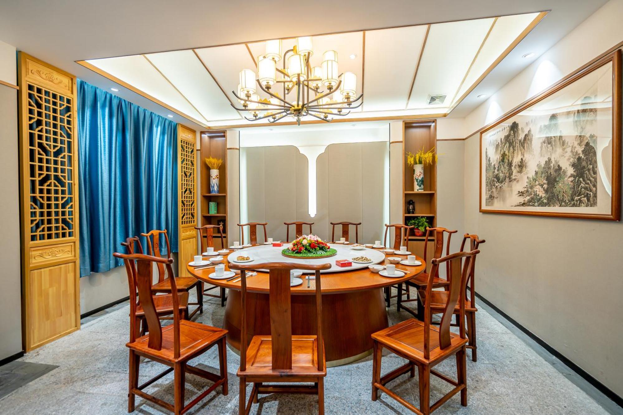 Waifiden Hotel -Former Tokai Hotel - Xiaobei Metro Station - During The Canton Fair, There Will Be Shuttle Buses For Transportation Back And Forth Exteriör bild