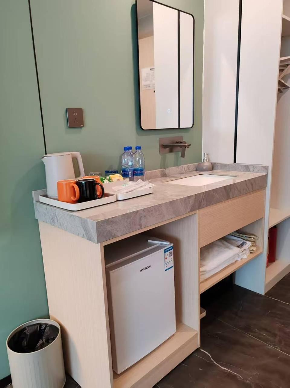 Waifiden Hotel -Former Tokai Hotel - Xiaobei Metro Station - During The Canton Fair, There Will Be Shuttle Buses For Transportation Back And Forth Exteriör bild